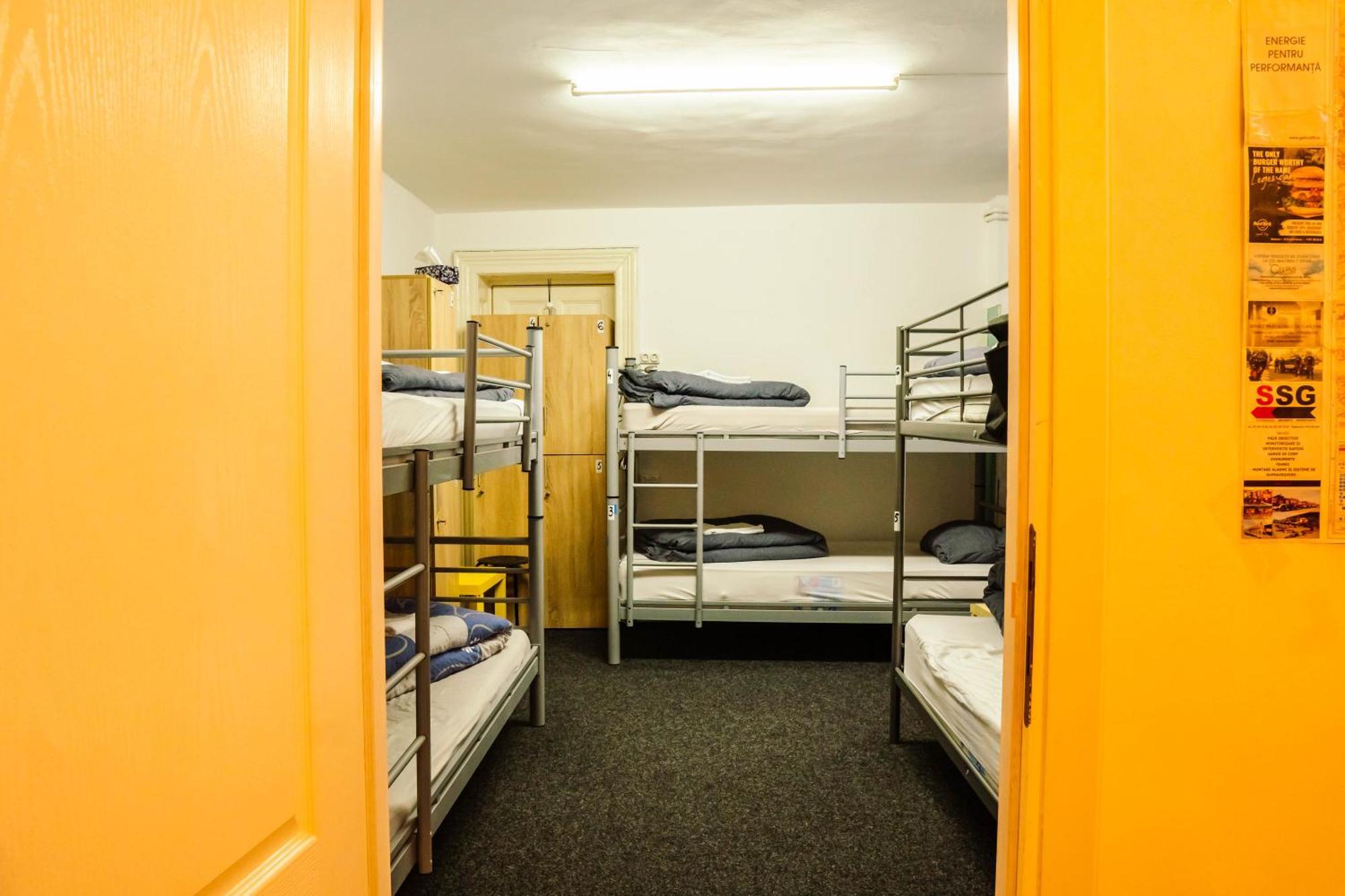Hostel Sport 布加勒斯特 外观 照片